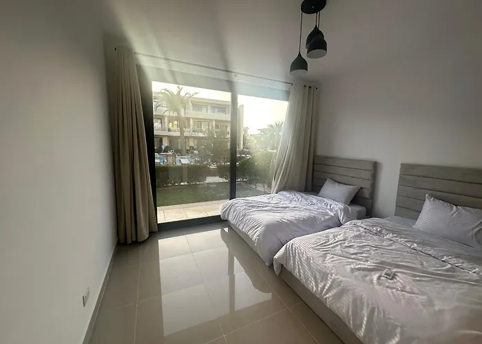 G Cribs 2br *